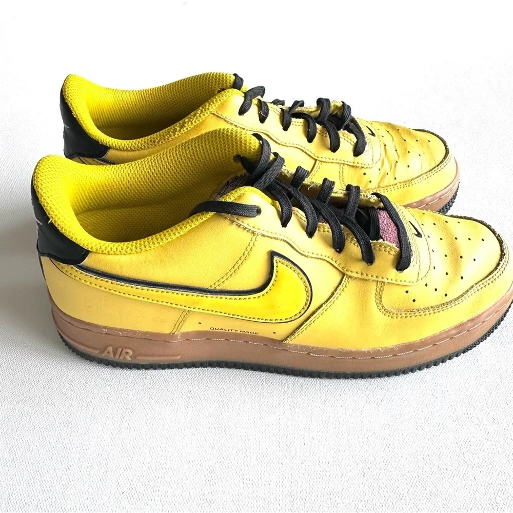 Nike Air Force 1 LV8 No 2 Gum Yellow C27939-700 Size 7Y = Women’s Size 8.5